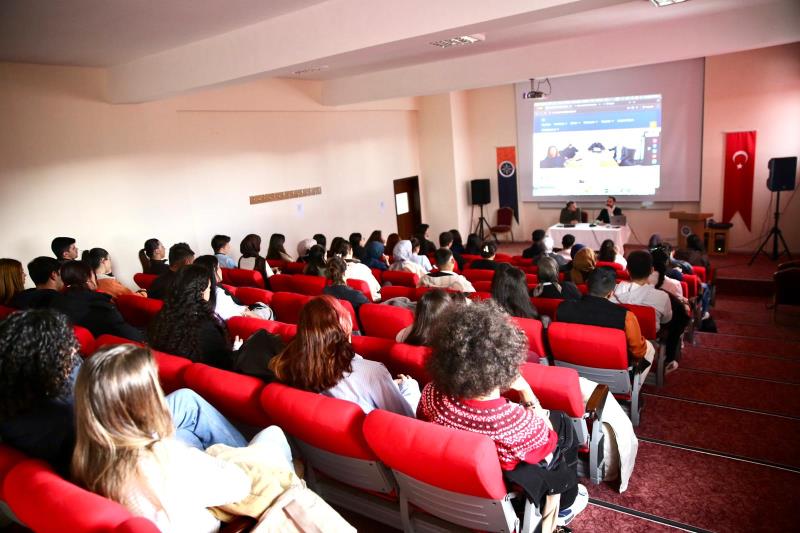 Kalite Elçileri ve Öğrenci Kulübü Temsilcileri ile Toplantı