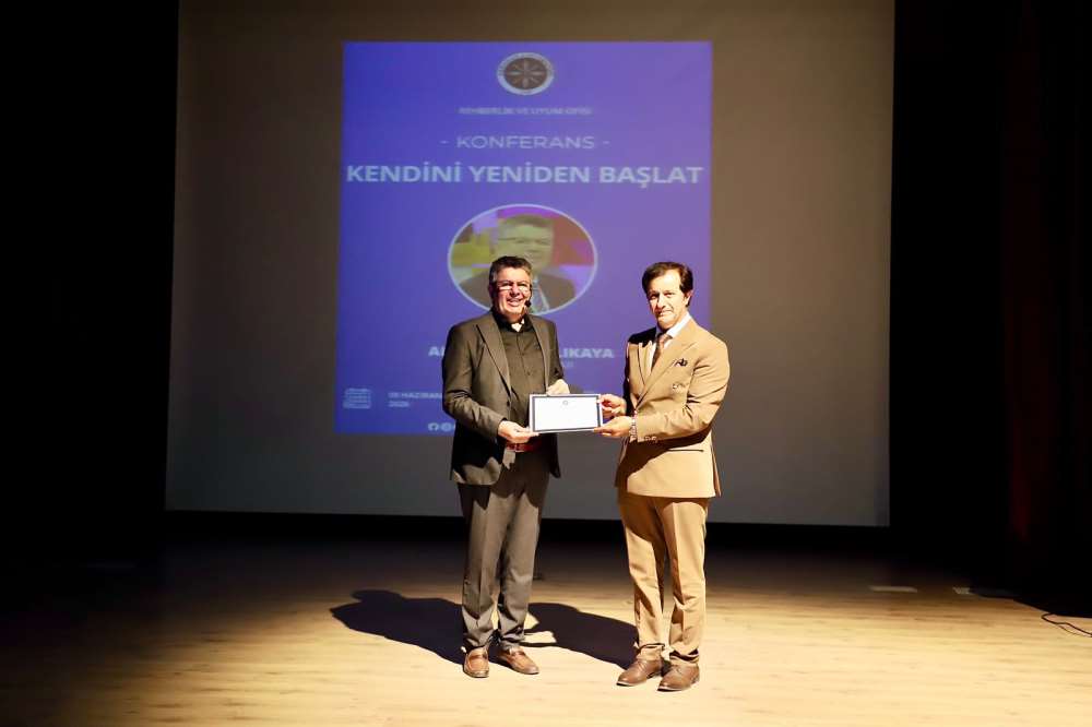 Alişan Kapaklıkaya - Konferans